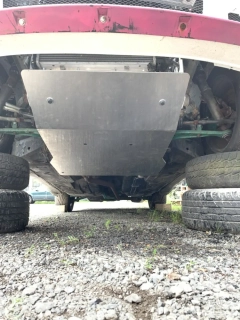 Krycí plech motoru lyžina 5mm duraluminium pro BMW E36